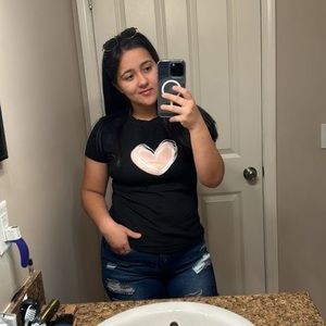 Meet your Posher, Debora